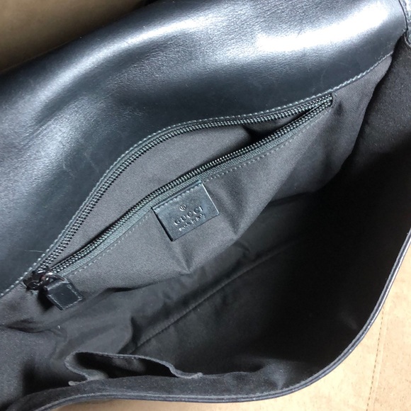 GUCCI Guccissima Messenger Bag - Picture 9 of 16